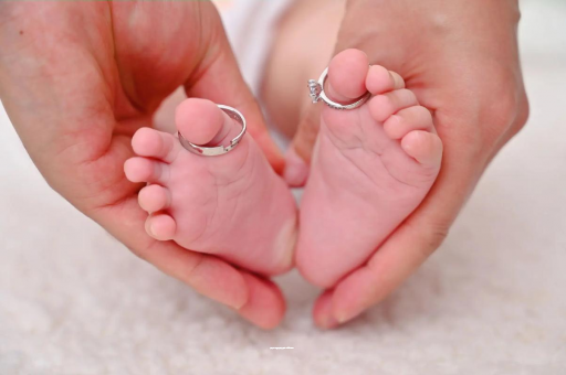 固原胎宝宝打嗝是什么感觉